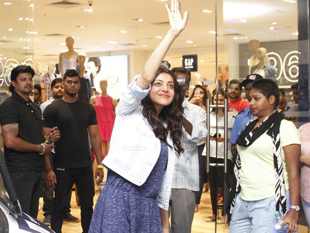 Kajal Launches Gap Store at Phoenix Mall